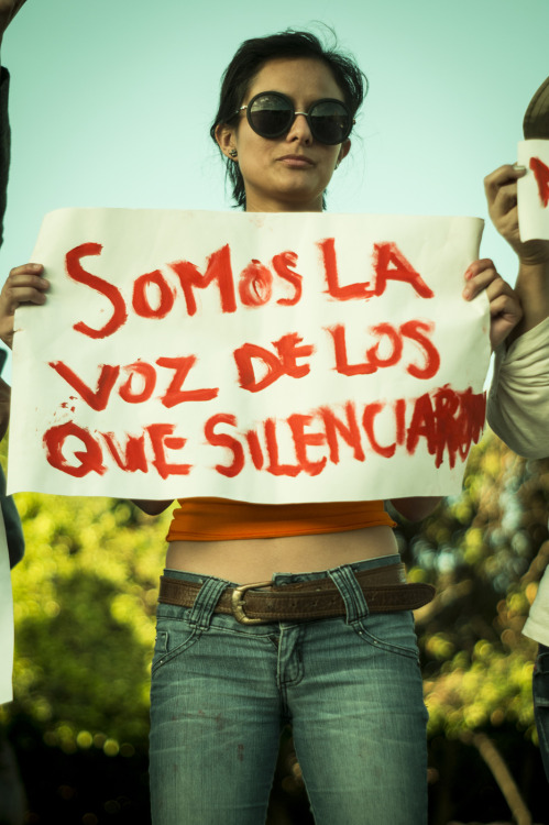 wendyrufino: Marcha en Acámbaro, Gto. en apoyo a los normalistas de Ayotzinapa.