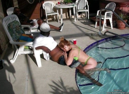 mistym4u:  tipping the pool boy   So cool!!! adult photos