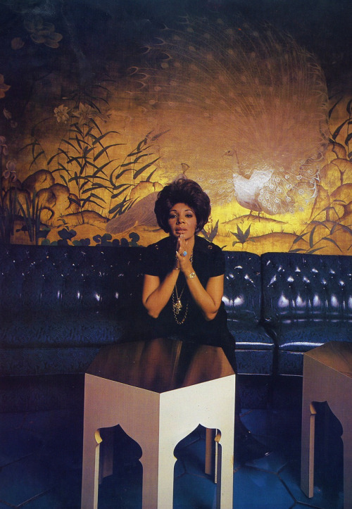 queenbassey: Shirley Bassey photoshoot for “I Capricorn” album cover, 1972