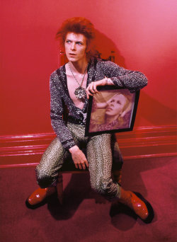 vsthepomegranate:  Bowie by Mick Rock 