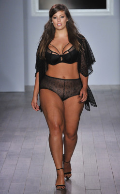 papermagazine:  Plus-size model Ashley Graham models her lingerie line at NYFW 