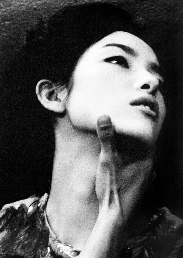 jeou:  sun fei fei for oakazine magazine, october fall 2010 