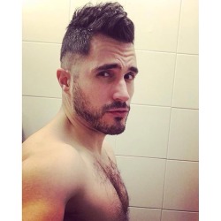 beardburnme:  yspikeyness on Instagram