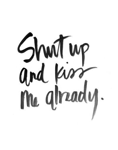 oooinfinityooo:  Kisses…💋∞💋