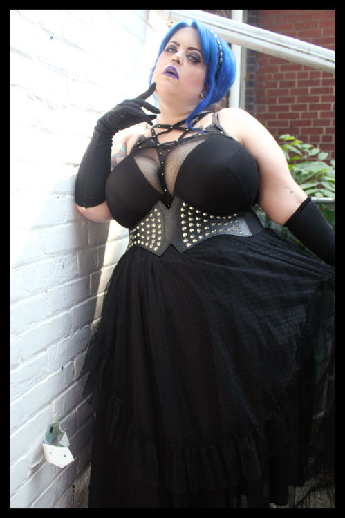 fatshionpeepshow: Cirque Apparel Plus Size Pentagram Harness Pentagram Harness: Cirque Apparel 