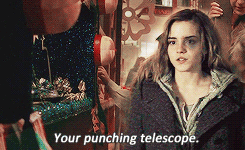 lustgood:Fred and Hermione book momentsHalf-blood Prince, ch. 6, p. 117-8. Fred giving Hermione