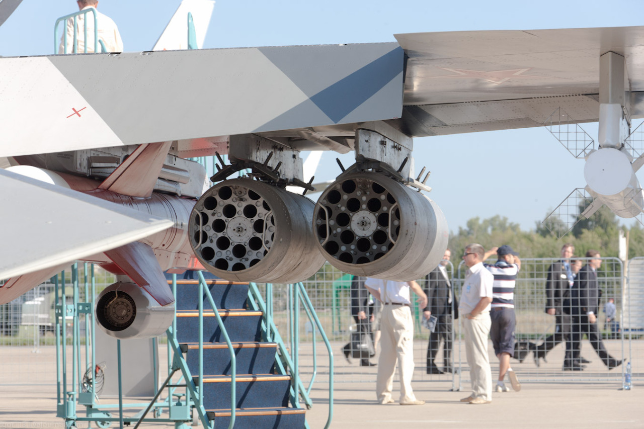 rocketumbl:  Su-35 Prototype 902