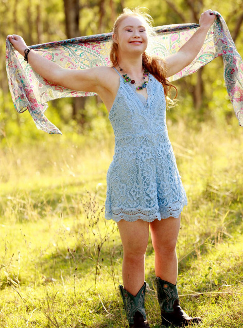 samfangirlism:  toesonlace:  angelclark:    A Teen With Down Syndrome Just Landed A Modelling Contract   Madeline Stuart, the courageous and inspiring teen model with Down syndrome whose story we first told here, has just landed her first major modeling