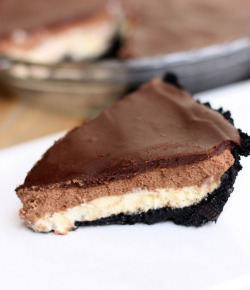 fullcravings:  Chocolate Mousse Cheesecake