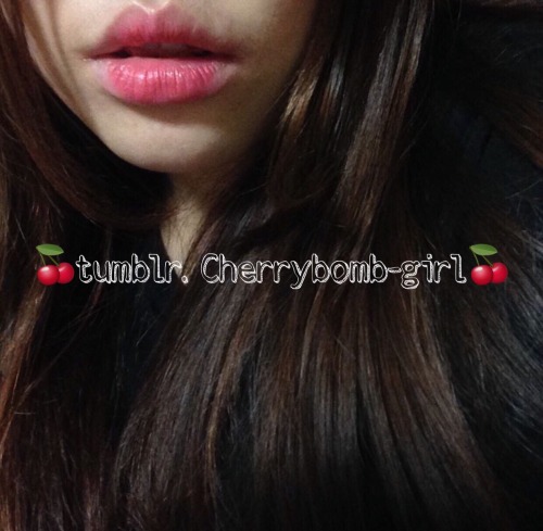 cherrybomb-girl:  재탕이지만 내가 제일 좋아하는 사진들이야  🍒tumblr. Cherrybomb-girl🍒 다시 시작해요 Commingsoon 팔로우 많이 해주세요💜💙💚💛