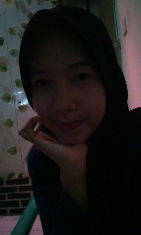 oldscooter1964: I already posted pic of her. But this one is all collections bout her. Part I