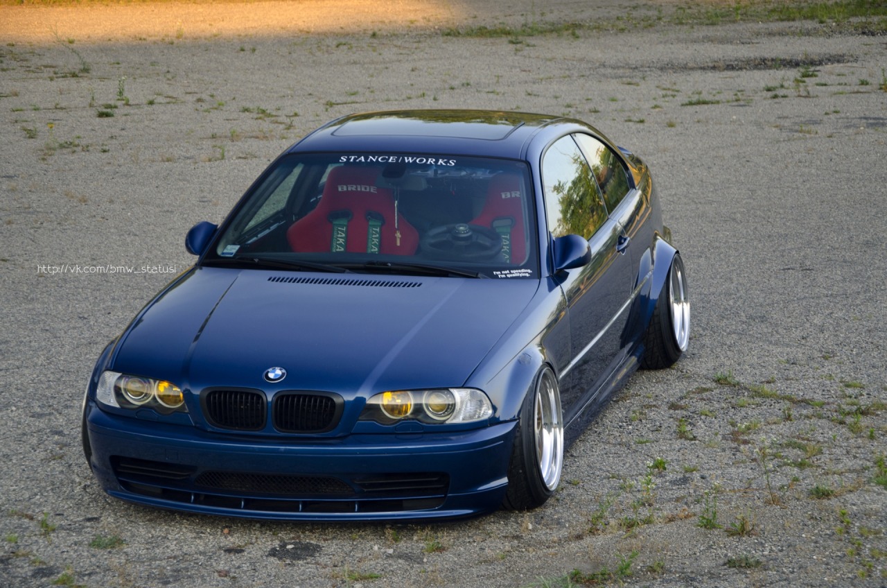atrinaa:  bmwkotik:  BMW e46 &amp; VW  Chicago boys