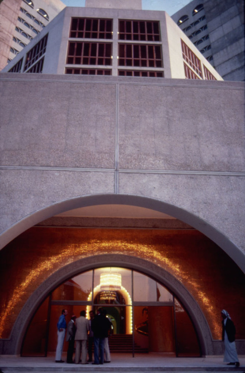 manifest05:  The Grand Ishtar Hotel is a hotel in Baghdad, Iraq located on Firdos Square. It is the tallest building in Baghdad, and the tallest structure in Iraq after the Baghdad Tower. Opened in 1982 as the Ishtar Sheraton Hotel & Casino (Arabic,فن