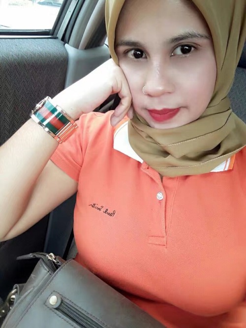 proboymalaysia:Mama angkat sedap kuat main