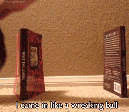 teendotcom:  Let’s Celebrate the Coming of the Fall Season (in GIFs)     