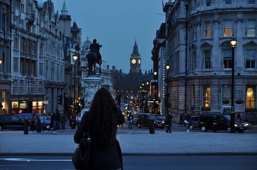 Image via We Heart It #alternative #beautiful #BigBen #city #dark #girl #girls #grunge #indie #light