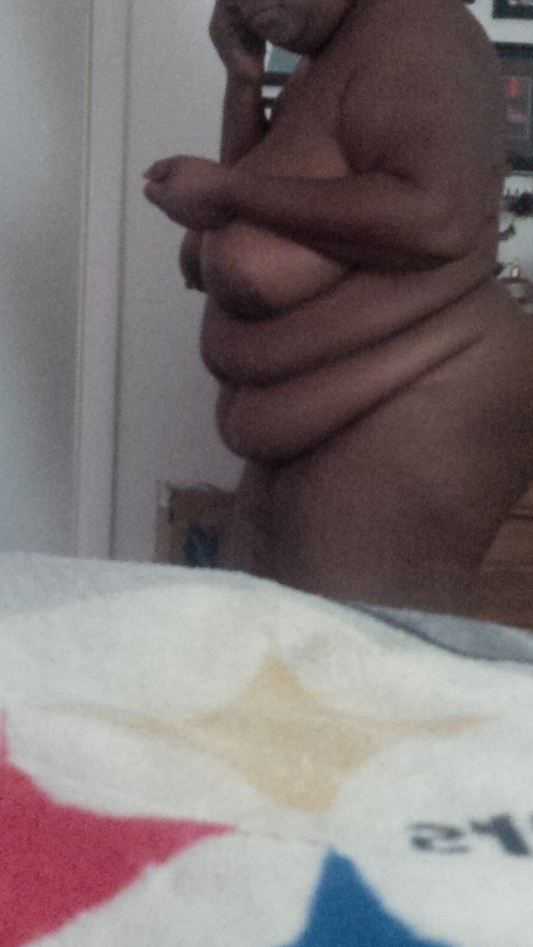 bellylover4life:  Getting ready in the morning is such a belly treat Follow the Belly