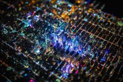 escapekit:  GOTHAM 7.5K Photographer and filmmaker Vincent Laforet has captured stunning high-altitude photos of New York City at night. Flying high above the city of New York, Vincent captured these beautiful shots during a night time helicopter ride. 