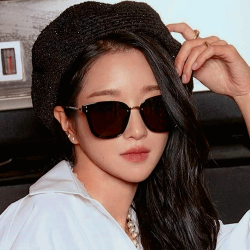 Voir un profil - Yisoo Myung Fee837c812bfed3627a504e94c2c196491b5679b