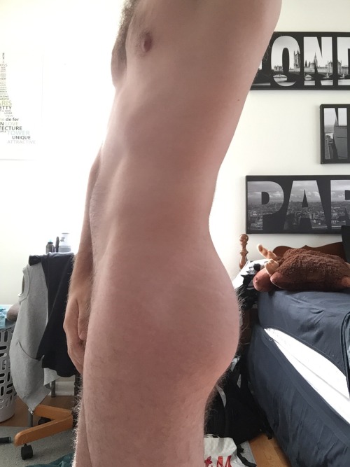 meowboyy:  the light catches my leg hair so nicely