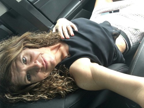 oursweetobsession-dm: Playing in the car today Let me play with you honey