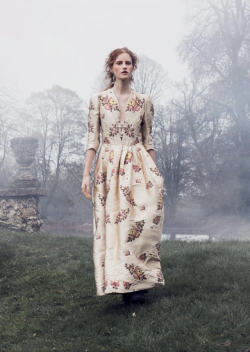 annedebretagneduchesseensabots: Une promenade dans le parc Floral silk satin dress by Alexander McQueen Bazaar UK, February 2016 