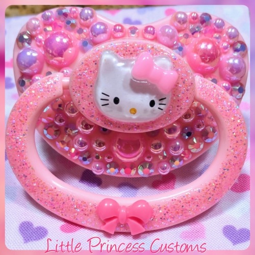 XXX littleprincesscustoms:  Custom Hello Kitty photo