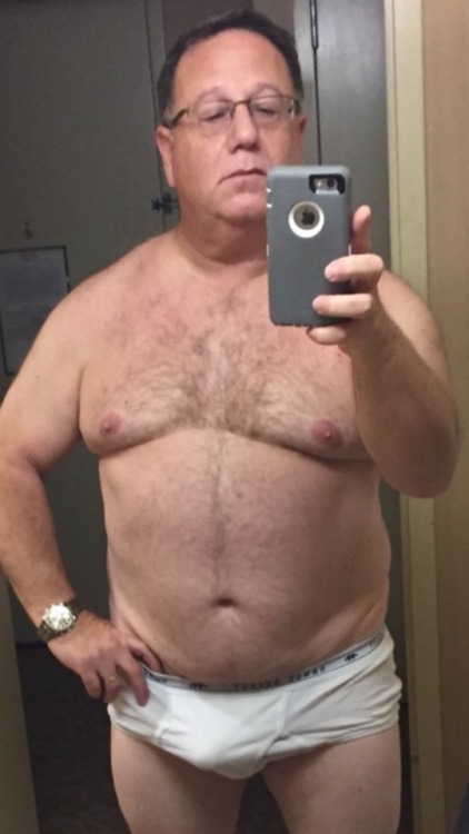 bearluvr2479:  oldispassion:  Gorgeous  Daddies, Bears and Chubs!