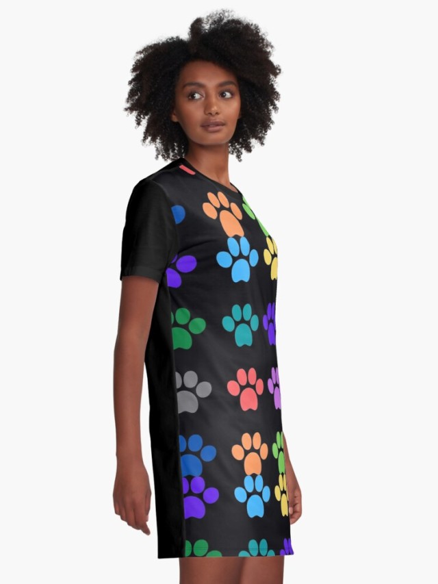 (via ANIMALS CATS FEET - STICKERS Graphic T-Shirt Dress by NEW-YORK-STYLE) #findyourthing#redbubble#cat#sleepy kitty#kitten#meow#cute#feet