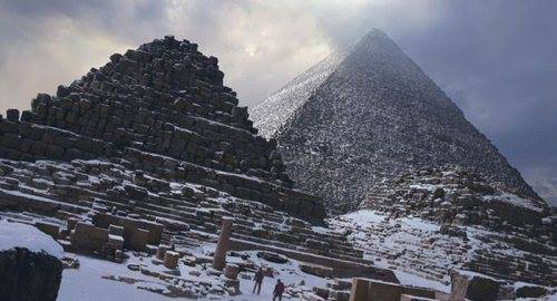 This week the pyramids of Egypt were dusted with the first snow in 112 years!