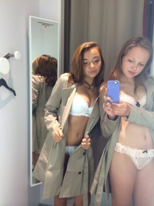 303daddy: Whos cuter Daddy? Me or my bff?*whispers* If you say her, she’ll sleep with us tonight *wi