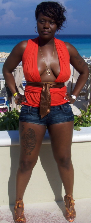 ebonymilfs.tumblr.com/post/48707721570/