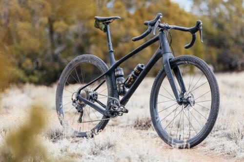 aces5050: (via The Gravel Antichrist: the Evil Chamois Hagar Gravel Bike Parties Hard – john watson 