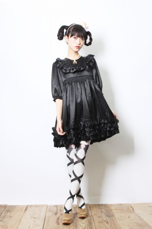 dollgirls:  selected looks from syrup tokyo (cute bone, jewel cat, square frill,