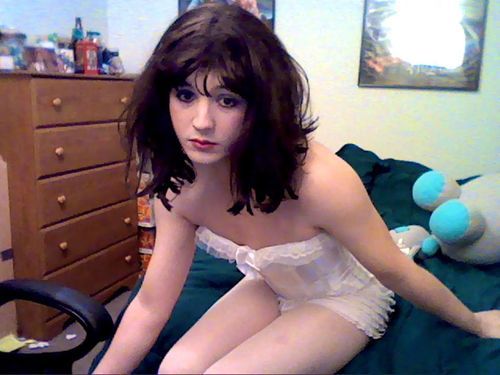 becoming-tgirl:  http://ift.tt/P53EoA   Cutie💋