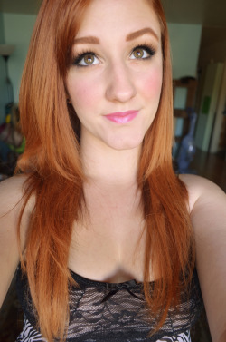 Fuck I love gingers.  Especially the ones with nice skin&hellip; *drool*