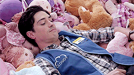 barnestans: Get to Know Me Meme:   1/5 Favourite Relationships: Amy x Jonah // Superstore