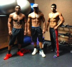 God darn i need weights! I want a body like em