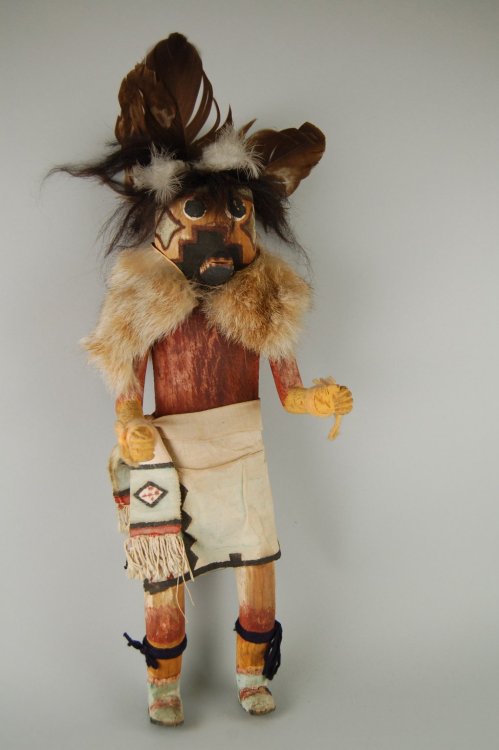 bm-americas: Kachina Doll (Gamuna), late 19th-early 20th century, Brooklyn Museum: Arts of the Ameri