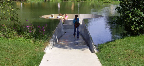 sixpenceee: Located in one of Vöcklabruck’s parks in Austria, this clever observation platform allow