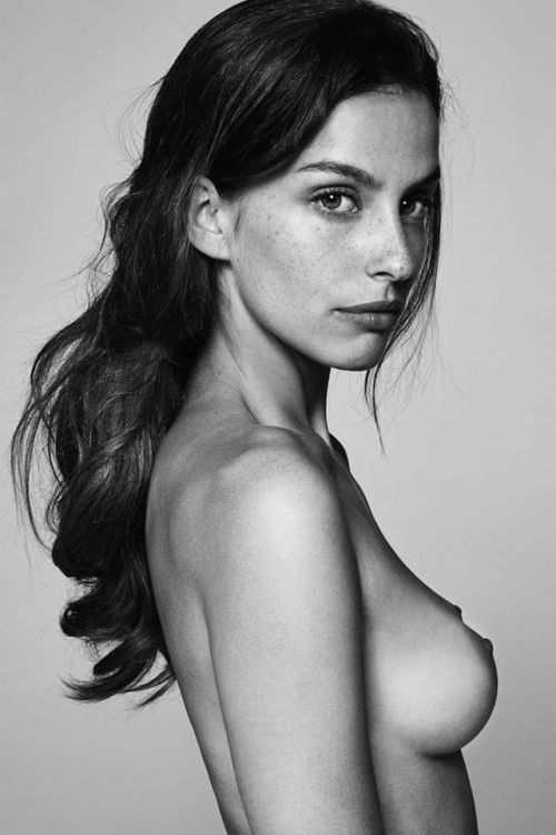 mylico: Alicia Medina by Enric Galceran reblogging okay with all credits intact! 