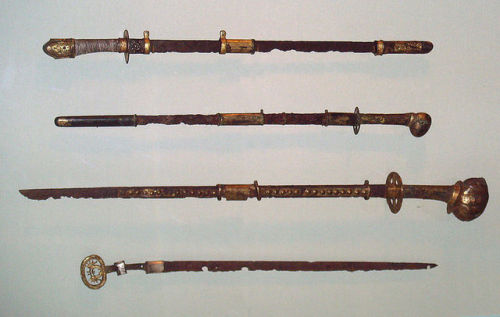 Japanese swords, Kofun Period, 6th-7th century.