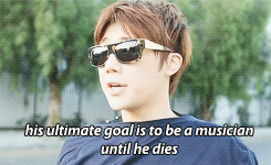 kimseoulgyu:  ‘its touching that my dreams are slowly becoming fulfilled,one step at a time”-kim sungkyu 