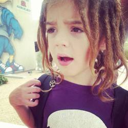 marielleisgroovy:  teavibes:  SO STINKING CUTE  My kid will have dreads one day 😍