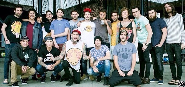 jackbemylostboy:  I SWEAR I’M NOT CRYING IT’S JUST A LITTLE BIT OF APRING FEVER