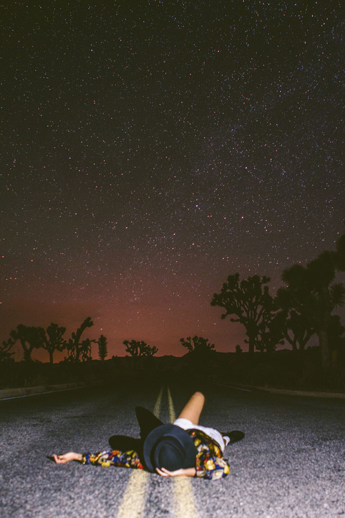supposedjunkie:    if it makes you happy, then why the hell are you so sad?  