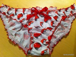 naughty-knickers:  Pokeball panties by Bunny