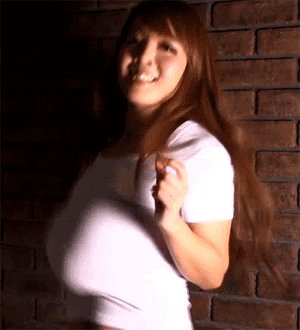 hitomitanakaclub:  Hitomi happy bouncing boobs