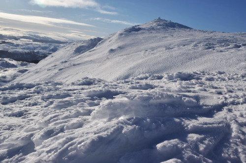 Ben Vrackie in Deep SnowThis walk was both incredibly exhausting and exciting. Exhausting because I 