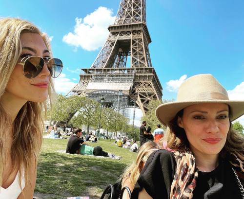 dichenlachman: Such a beautiful day with My darling friend @camilledepazzis I love this city #ilovey
